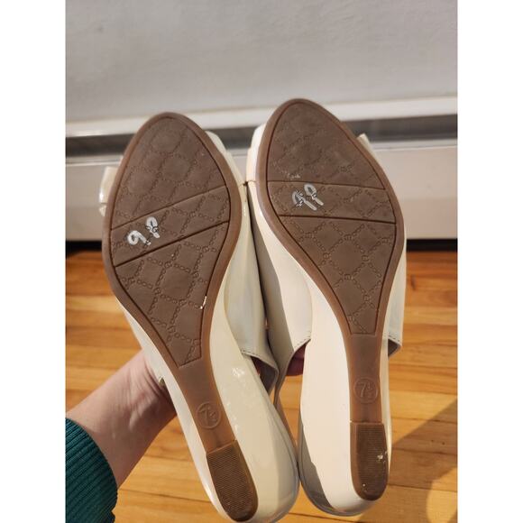 Etienne Aigner Womens Sz 7.5 M Off White Beige Slingback Peep Toe Sandals - Picture 5 of 6